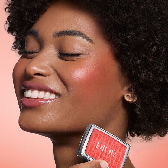 BACKSTAGE ROSY GLOW BLUSH POWDER 012